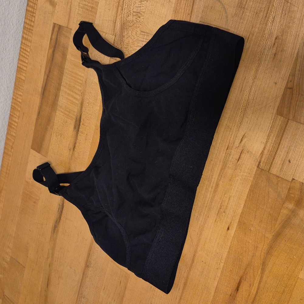 Momcozy Nursing and pumping Bra